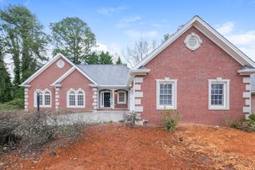 100 Carriage Chase Fayetteville, GA 30214